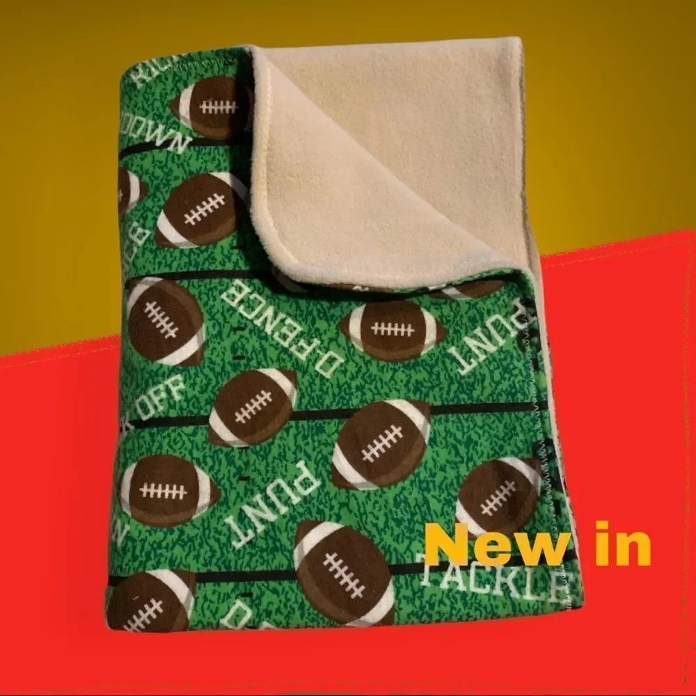 𝅺🏈👶🏼COZY Brand New Baby Blanket/ Pet Blanket🐾🐶
